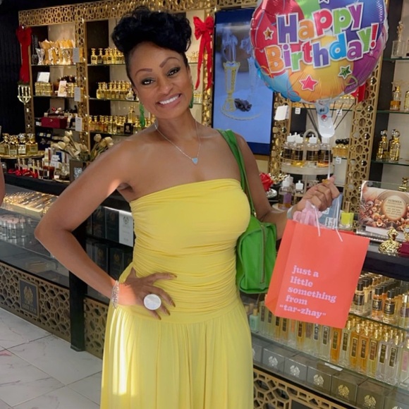 Meet your Posher, Chiquita - Picture 17 of 17